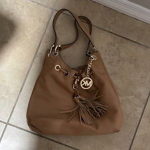 Used like new Michael kors purse